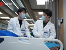 《手术直播间》漫画完结了吗