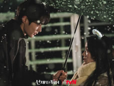 韩剧《背着善宰跑》第1-16全集剧情(含结局)