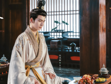 《度华年》秦真真与上官雅的变化，致使李川命运扭转