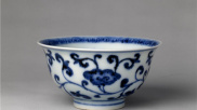 故宫馆藏青花灵芝纹碗
