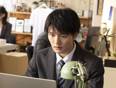 《公司里的小小前辈》第5集分集剧情介绍