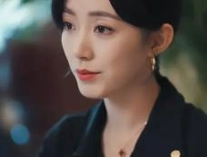 《引她入室》女主角叫什么