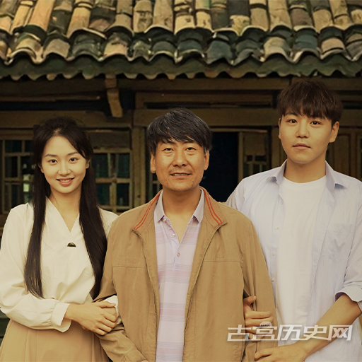 《抓娃娃之父凭女贵》1-42集全完整版