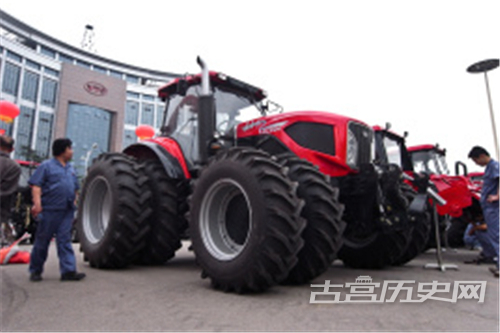 东方红拖拉机