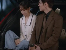 《私藏浪漫》纪昱恒为谁挡刀