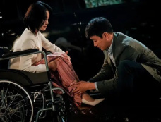 《错位》顾己鸣和苏真真为什么会走到一起