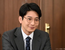 《双面骗子虚假警察第一季》第4集分集剧情介绍