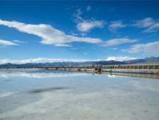 茶卡盐湖地理位置