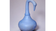 故宫馆藏宜兴窑天蓝釉鹅颈瓶