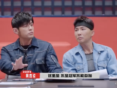 引爆热搜！周杰伦终于现身！