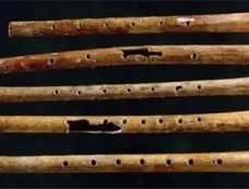 贾湖骨笛的朝代