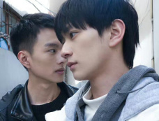 《路过我年少时光的蓝色》追剧日历