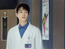 《关于唐医生的一切》叶弈明结局