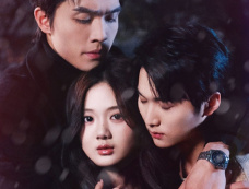 短剧《这个白月光我不当了》剧情介绍