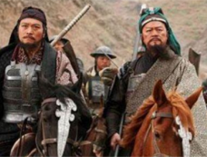 关羽和张飞都是贫民但是为什么可以直接上战场带兵打仗