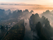 桂林阳朔地理位置