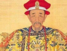 皇帝故事：康熙巡访吉林乌喇，巧治天花山达哈