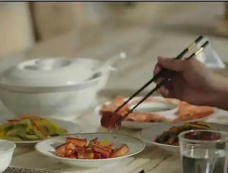 《错位》从红烧肉看出顾己鸣和苏真真之间的阶层鸿沟