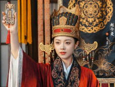 《度华年》女主身份