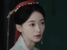 《墨雨云间》薛芳菲复仇成功了吗