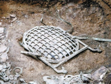 三星堆龟背形网格状器