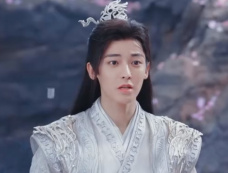 《少年白马醉春风》百里东君是原声配音吗