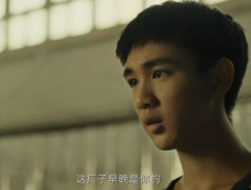 《看不见影子的少年》小七为什么假冒边杰