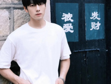 短剧《回村让我妈母凭女贵》剧情介绍