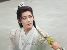 《少年白马醉春风》百里东君得知玥卿身份了吗