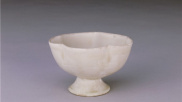 故宫馆藏白釉花式高足杯