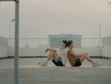 《为你而赛》更新时间