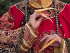 清朝妃子指甲为什么那么长