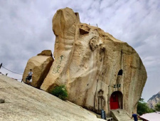 华山云天弧光传说故事