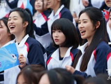 《树下有片红房子》第5集分集剧情介绍