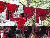 土家族六月六晒龙袍