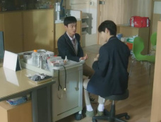 《黑社会的我成为了高中生》一共几集更新时间是什么