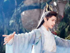 《长月烬明》兰安女儿是谁