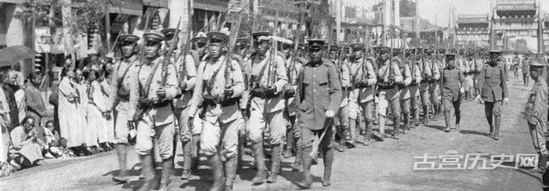 1911年准备南下武汉的清军荫昌部队。