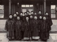 一张预示着大清帝国即将灭亡的合影