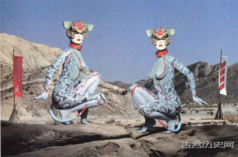 1992年外国摄影师拍摄的中国人体彩绘十二生肖。