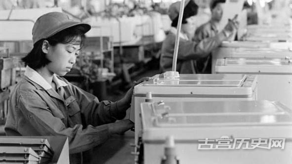 60年代的日本工人。