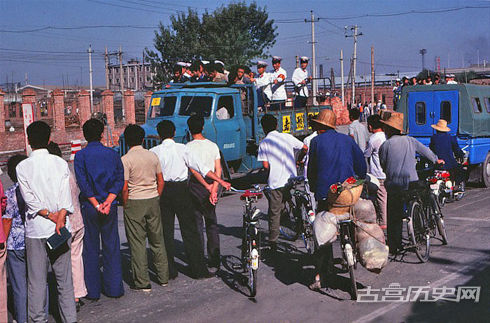 1983年天津“严打”游街示众旧照