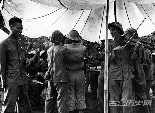 越南战争爆发前的越南人民军