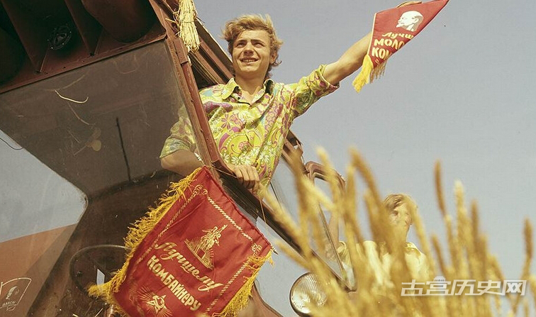 金玉其表：60年代苏联官方宣传照