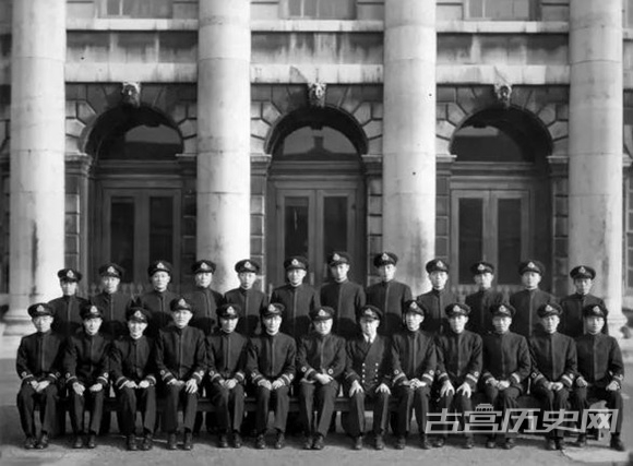 中国海军参加诺曼底之战的二十四名军官(外英国教官一名)