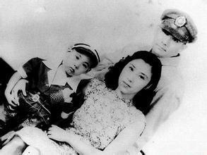 王玉龄，摄于1946年新婚后。王玉龄喜欢这张照片，在照片背面题写“赠灵哥”送给张灵甫。