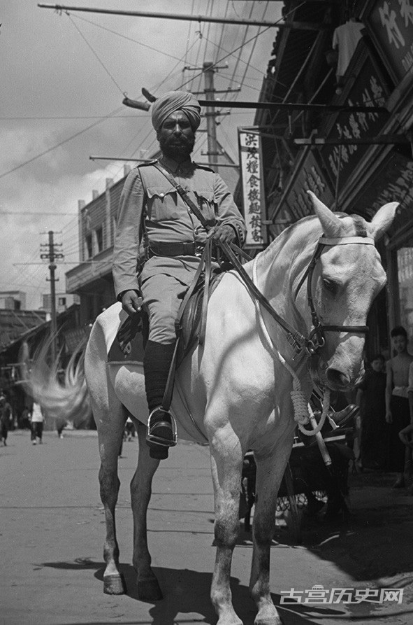 上海公共租界巡捕房印度骑警 1920年