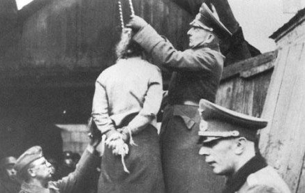 苏联女英雄被德军绞死全程