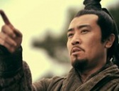 刘备卖草鞋的故事 刘备与刘胜的关系?