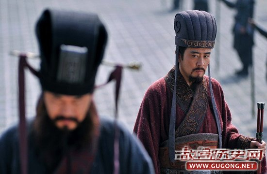 揭秘陈宫背叛曹操原因：为何不跟刘备？